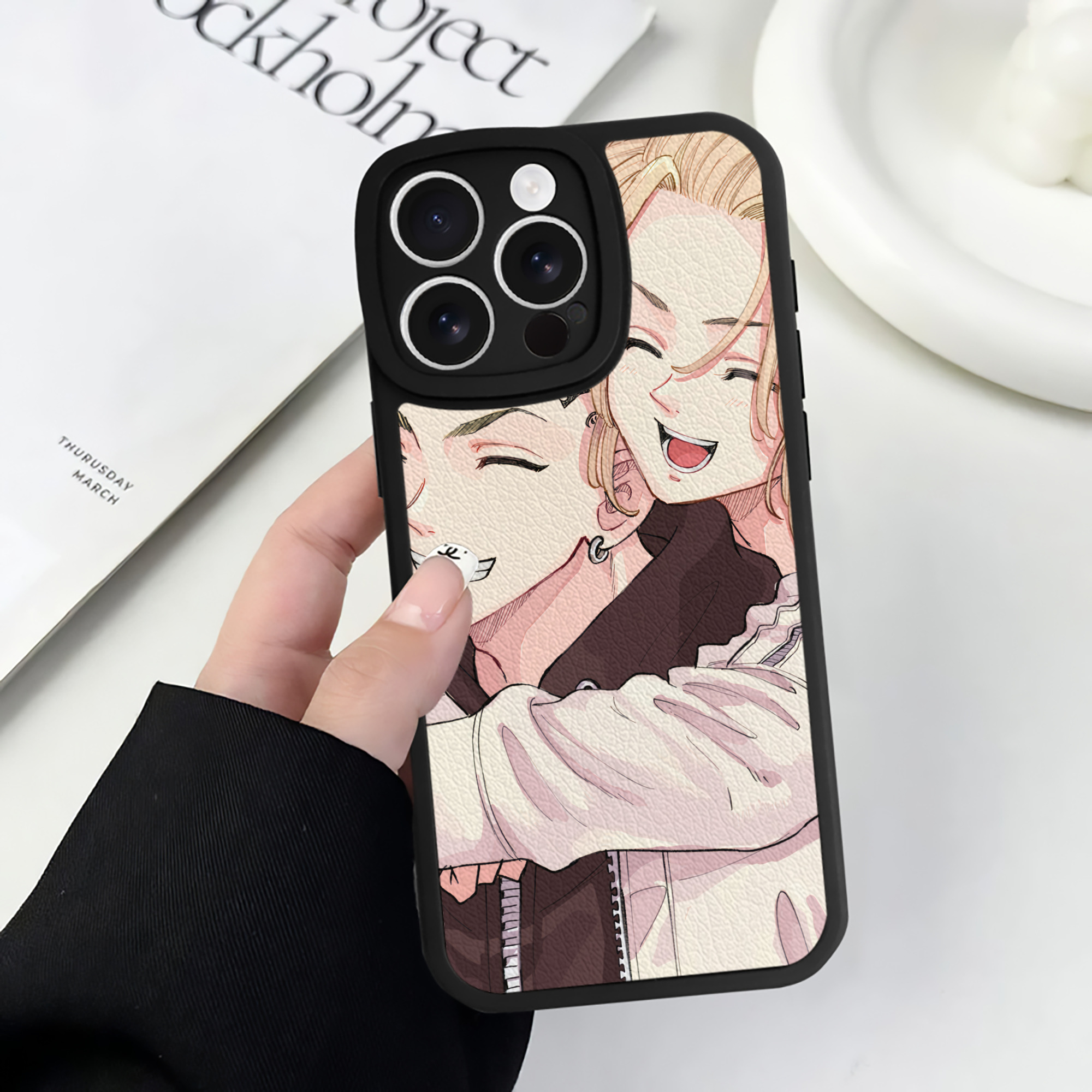 （画像用） 東京リベンジャーズ Tokyo Revengers 【iPhone 16シリーズ対応】シリコンスマホケース（レザー調） 材質：シリコン